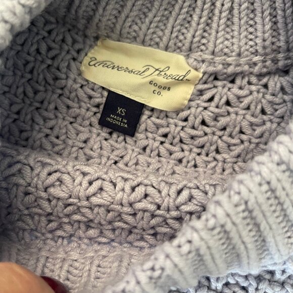 Universal Thread (Target) Sweater - Picture 2 of 2